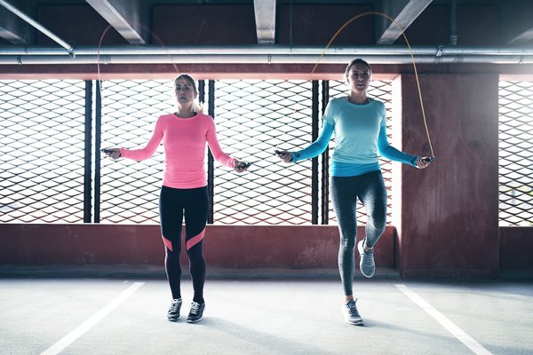 Quelle corde à sauter choisir pour une perte de poids efficace ?