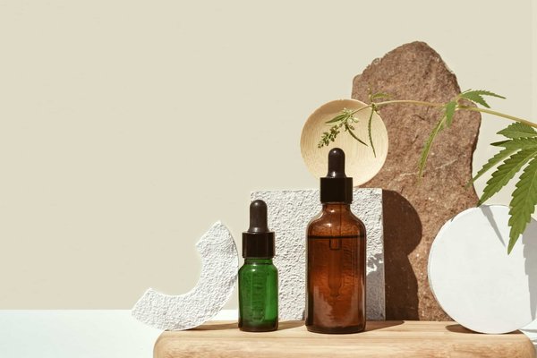 Huile de chanvre pour le sommeil : tout savoir sur le dosage idéal